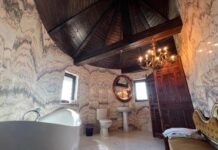 PROIECT ROMÂNIA. De la ”Castelul din Carpați” la incredibilul ”Canada Castle” din Eforie. Luminile dintre ape și nisipuri